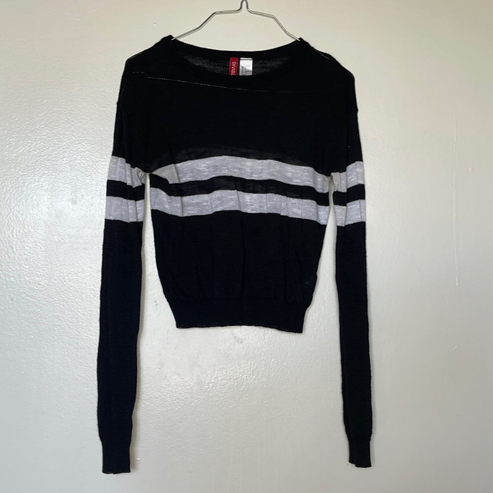 Divided by H&M Black Top Material Crop Top Two White Stripes Size Small
